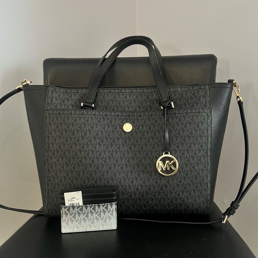 Michael Kors Black Signature Tote Bag & Wallet